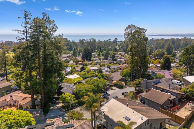 530 Santa Marguarita Drive, Aptos CA: https://media.crmls.org/mediaz/5806e294-4f7f-40b0-a40b-8905e921a469.jpg