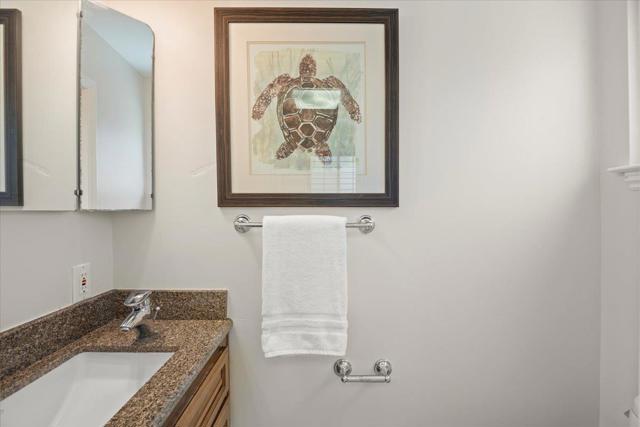 2032 W Hedding Street, San Jose CA: https://media.crmls.org/mediaz/5806f8a9-68db-4bd4-af16-f443c0cfbd9e.jpg