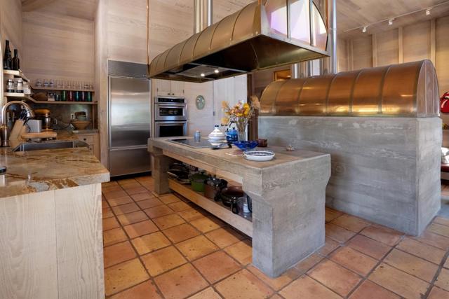 31 Asoleado Place, Carmel Valley CA: https://media.crmls.org/mediaz/5807c443-8d25-41e7-9c80-72a4d2f2b97e.jpg