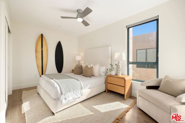 2300 Wilshire Boulevard, 217 photo 12
