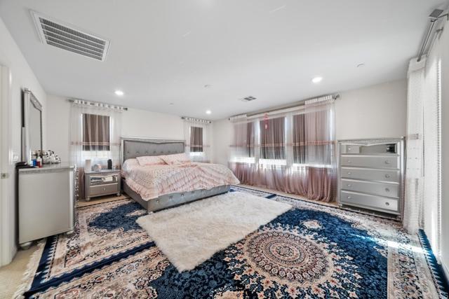 Detail Gallery Image 32 of 38 For 1251 S Magnolia Ave, El Cajon,  CA 92020 - 4 Beds | 3/1 Baths