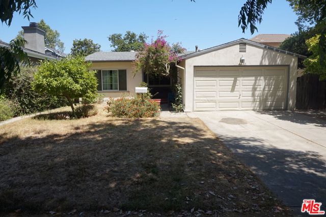 MLS# 23294611