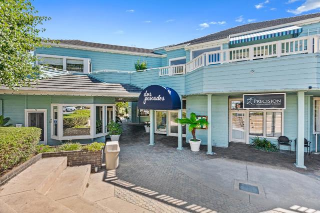 2200 Dolphin Drive, Aptos CA: https://media.crmls.org/mediaz/580808f6-9e68-46ea-beb4-00fcd84f7077.jpg