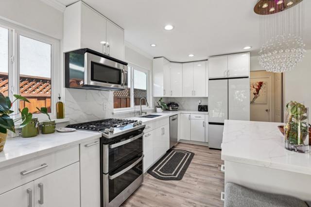 5195 Calicowood Place, San Jose CA: https://media.crmls.org/mediaz/5808618c-12bc-4330-aa34-a5f61e4dfa97.jpg