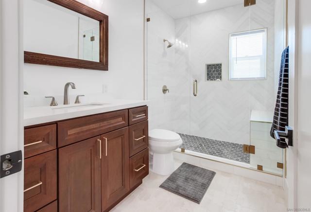 1303 Center Ave, Oceanside CA: https://media.crmls.org/mediaz/580892ef-0aaa-49ad-bcff-b731645a1994.jpg
