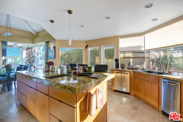 Image 12 of 25 For 75477 Riviera Drive