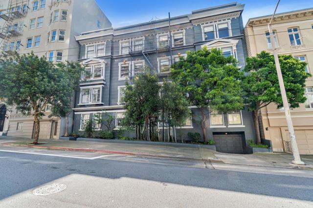 2205 Sacramento Street, San Francisco CA: https://media.crmls.org/mediaz/5808f881-df2c-4db5-9738-2a14e3c1db50.jpg