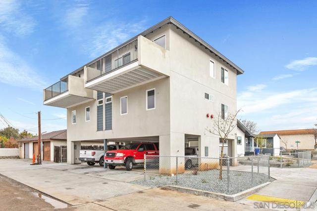 721 27 E 22nd St, National City CA: https://media.crmls.org/mediaz/580938a9-a122-48fe-9f04-21c3b3837518.jpg