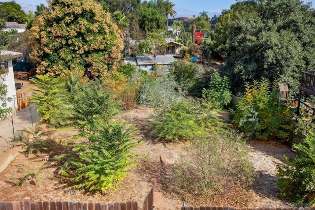 Image 43 of 46 For 8553 Gardena Rd