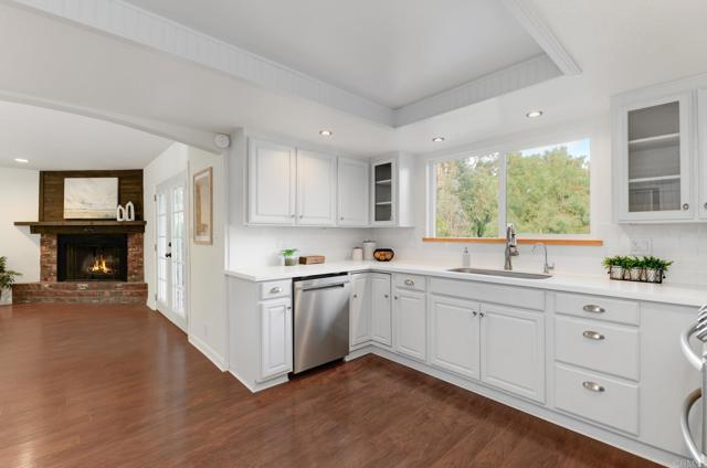 Detail Gallery Image 8 of 40 For 2278 Bautista Ave, Vista,  CA 92084 - 4 Beds | 2 Baths