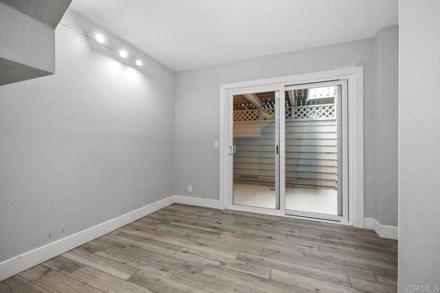 Detail Gallery Image 32 of 40 For 598 Summer View Cir, Encinitas,  CA 92024 - 3 Beds | 2/1 Baths
