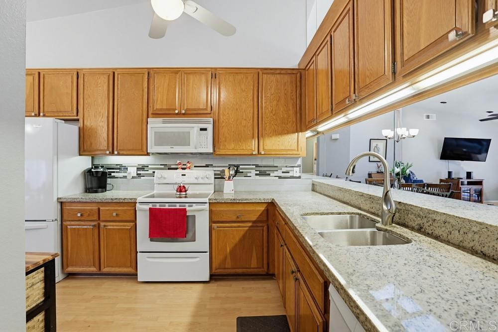 17889 Avenida Cordillera - photo 5