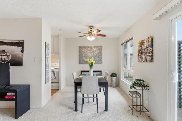 934 Peninsula Avenue, San Mateo CA: https://media.crmls.org/mediaz/580a1b1f-0801-497c-8fb5-b1627e14af12.jpg