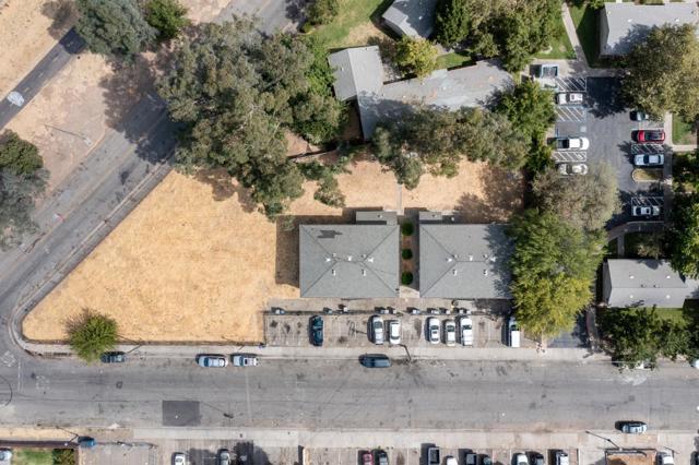 Image 1 of 23 For 717 Lampasas Avenue