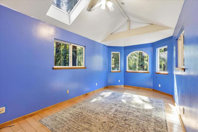 695 Creek Drive, Boulder Creek CA: https://media.crmls.org/mediaz/580aa057-ecb7-42bf-819a-967ec7690d7e.jpg