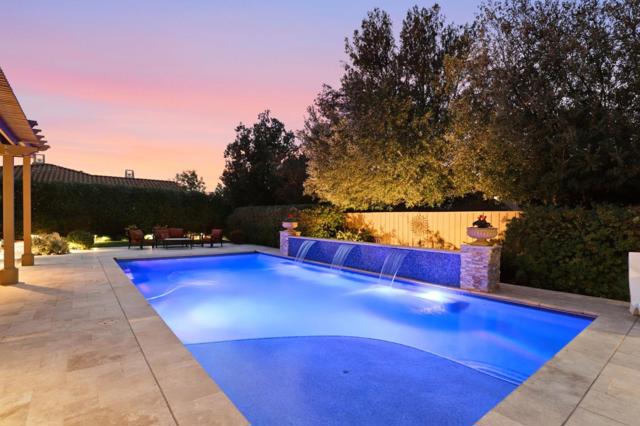 1625 Mission Avenida, Morgan Hill CA: https://media.crmls.org/mediaz/580ab9c5-a976-4cd0-aee3-86628b12d89b.jpg