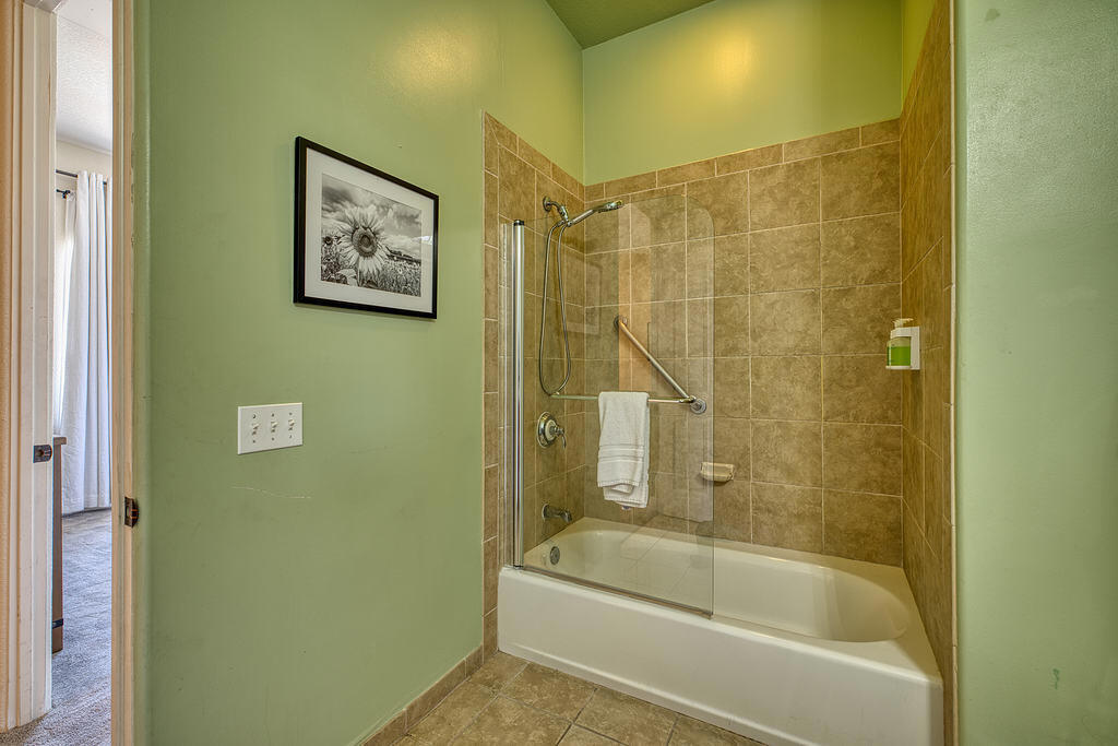 MLS #219131638DA image #12