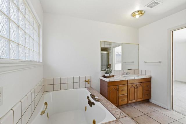 780 Welburn Avenue, Gilroy CA: https://media.crmls.org/mediaz/580b21e7-a81a-404a-a6b5-fbe6e538ed7b.jpg