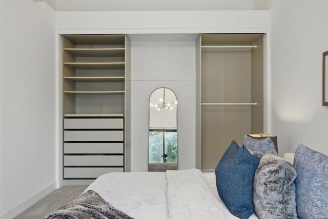 1 Appian Way, South San Francisco CA: https://media.crmls.org/mediaz/580b6c27-c0e2-4413-b7b1-83cebe413fc1.jpg