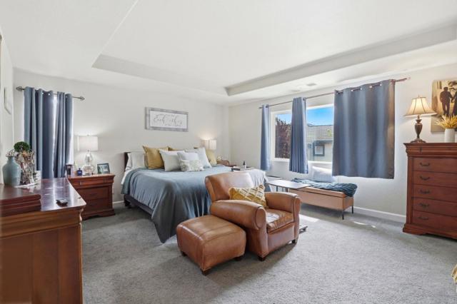 1510 Dovetail Way, Gilroy CA: https://media.crmls.org/mediaz/580c1b6d-e8e8-42b3-8803-81e24ff4b3e8.jpg