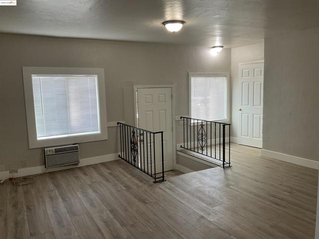 1158 West Street, Pittsburg CA: https://media.crmls.org/mediaz/580ccf64-819f-4dce-bfc6-329cb73a031e.jpg
