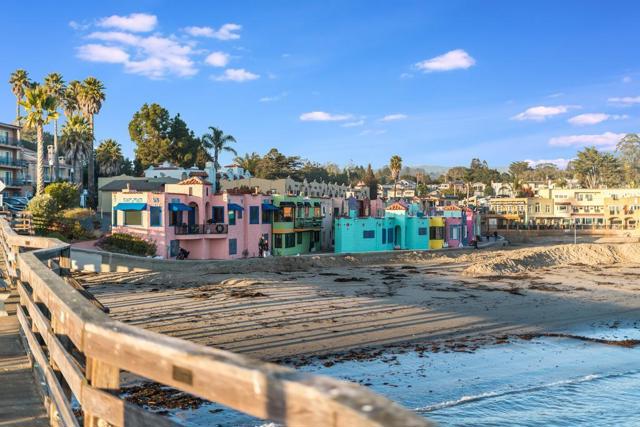 219 San Jose Avenue, Capitola CA: https://media.crmls.org/mediaz/580d029e-1e04-44fc-b4dd-b5c57fd0d416.jpg