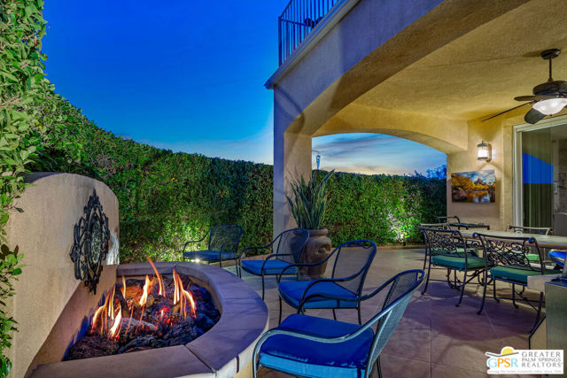 2960 Lantana Court, Palm Springs CA: https://media.crmls.org/mediaz/580d99b1-c5e3-4b3c-831f-0065c34ddc88.jpg