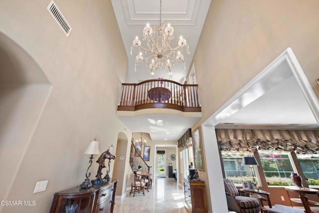3194 Sunset Hills Boulevard, Thousand Oaks CA: https://media.crmls.org/mediaz/580dbf9c-7d79-44ec-98a0-81144523f8b7.jpg
