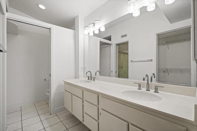 Detail Gallery Image 27 of 54 For 1065 S Hanlon Way, Anaheim Hills,  CA 92808 - 5 Beds | 3/1 Baths