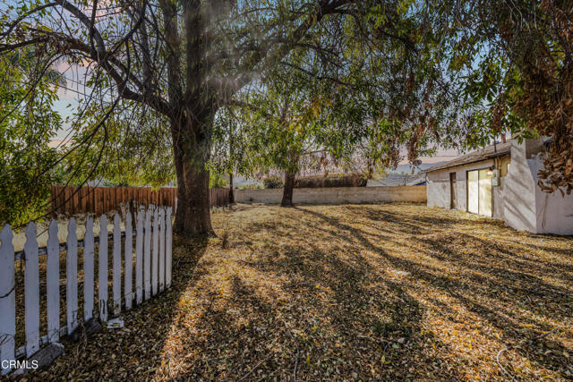 Detail Gallery Image 16 of 22 For 1448 Glacier St, Simi Valley,  CA 93063 - 3 Beds | 2 Baths