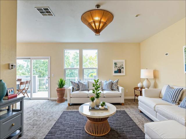 225 Pacifica Boulevard, Watsonville CA: https://media.crmls.org/mediaz/580eea08-16a1-4a75-a219-50dcf835e4ce.jpg