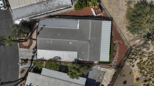49305 Hwy 74 Spc 49, Palm Desert CA: https://media.crmls.org/mediaz/58102ea0-1a00-4a86-8a60-a67be4604255.jpg