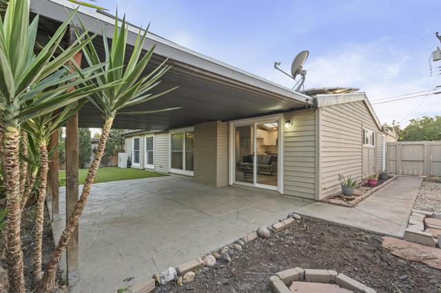 Detail Gallery Image 25 of 35 For 3457 Angwin Dr, San Diego,  CA 92123 - 5 Beds | 2 Baths