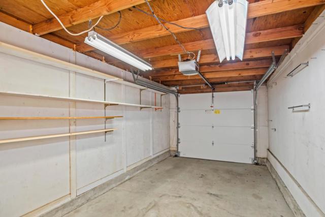 26 Saw Mill Court, Mountain View CA: https://media.crmls.org/mediaz/581173e7-0e11-42d6-81bd-27ef220dd093.jpg