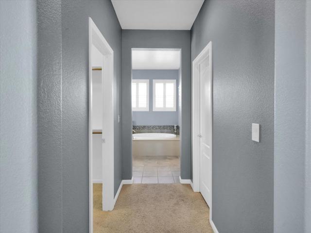 325 W Alcala Avenue, Mountain House CA: https://media.crmls.org/mediaz/581176b1-4fef-4b54-b4ad-22bb77fd6545.jpg