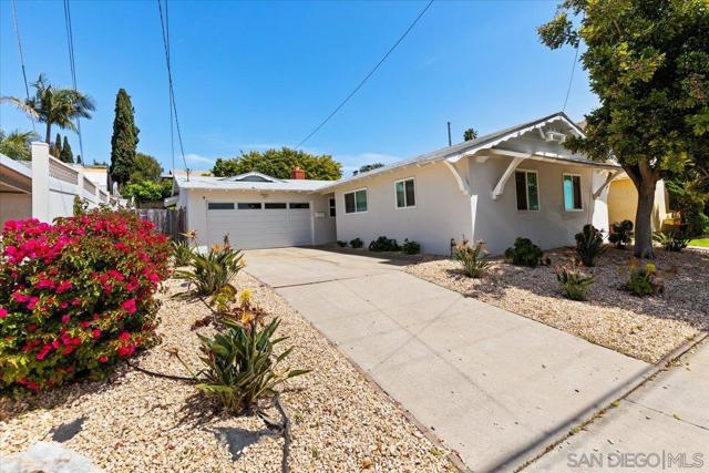 3961 Mount Aladin Ave, San Diego CA: https://media.crmls.org/mediaz/5811c38c-451e-4050-b4c2-d017f972041e.jpg