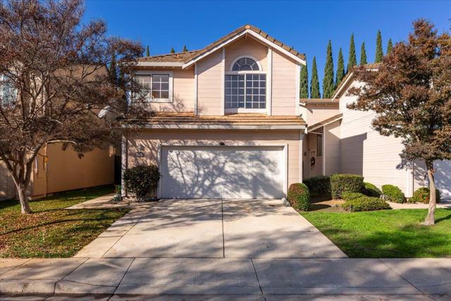 239 Kerry, Fremont CA: https://media.crmls.org/mediaz/5811e118-d28e-4ce6-b99b-a939711c1980.jpg