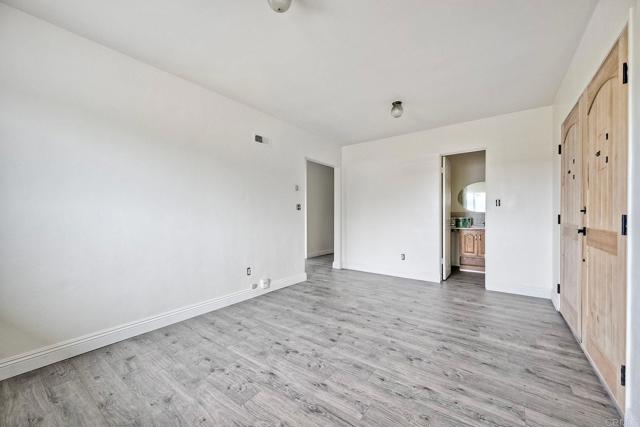 325 Dewey Street, San Diego CA: https://media.crmls.org/mediaz/58129434-9783-4d05-a123-de6de1be0d8b.jpg