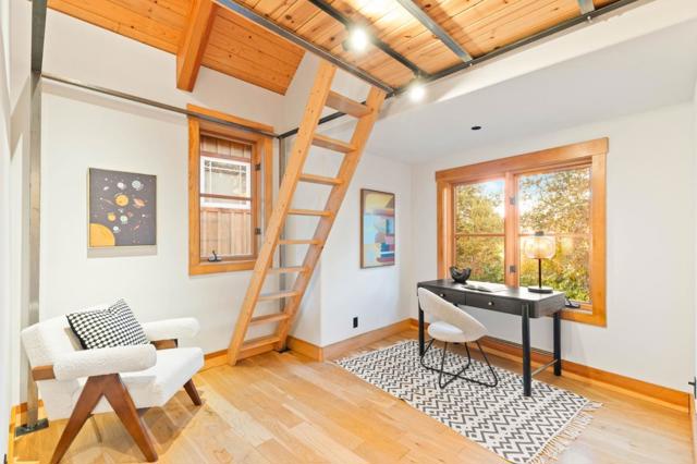 10 Winding Way, San Carlos CA: https://media.crmls.org/mediaz/5812ca75-f931-4694-baed-55784f98671b.jpg