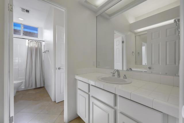 Image 18 of 37 For 51220 Avenida Carranza