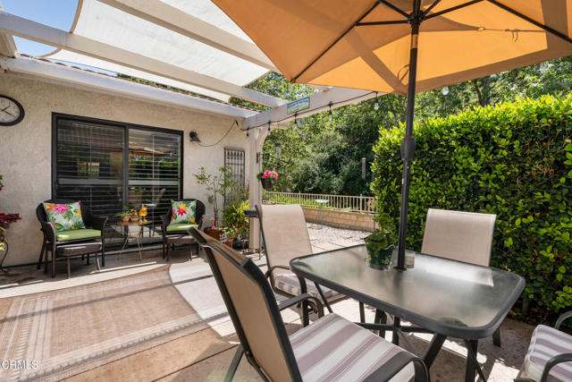 6378 Lada Avenue, Camarillo CA: https://media.crmls.org/mediaz/5813a670-84a3-4e20-9199-2571f0db359f.jpg