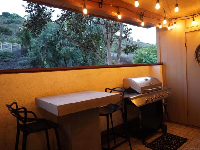 5483 Adobe Falls Rd, San Diego, California 92120, 2 Bedrooms Bedrooms, ,2 BathroomsBathrooms,Condominium,For Sale,Adobe Falls Rd,240021881SD