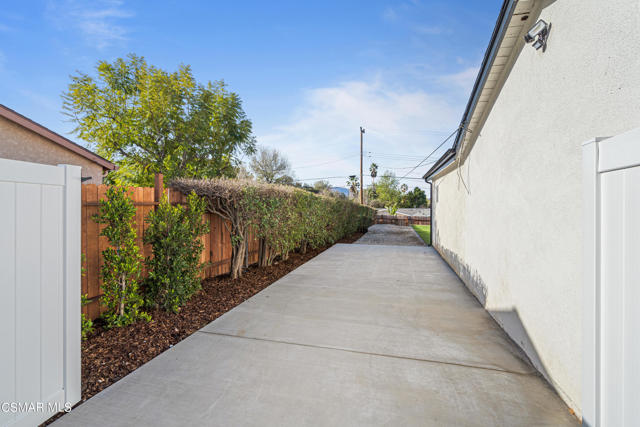 2161 Calle Camelia, Thousand Oaks