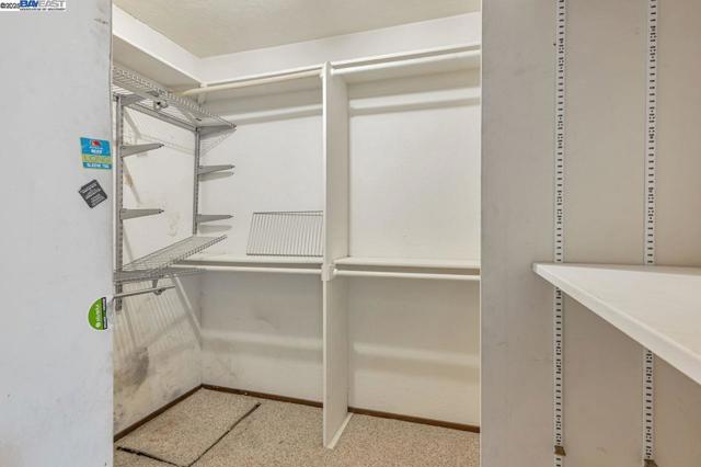 40122 Besco Dr, Fremont CA: https://media.crmls.org/mediaz/58145c04-905c-42b2-ba86-7afe1a6494e4.jpg