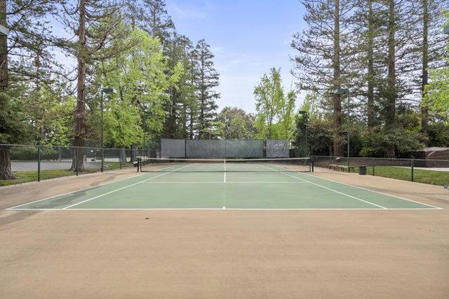 5958 Dry Oak Drive, San Jose CA: https://media.crmls.org/mediaz/5814f8ef-4a17-4ee1-88f0-c53ac51da657.jpg