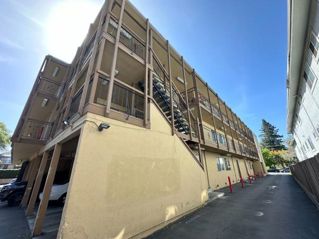 Image 6 of 20 For 245 Okeefe Street
