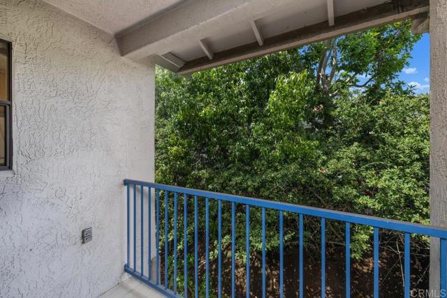 Image 20 of 30 For 10337 Azuaga Street 218
