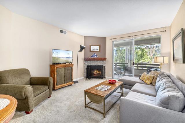 7336 Mission Dam Terrace, Santee CA: https://media.crmls.org/mediaz/581618e4-7397-41fe-906f-0a0d6db2feea.jpg