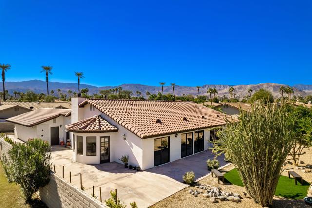 Image 39 of 51 For 74830 Waring Court