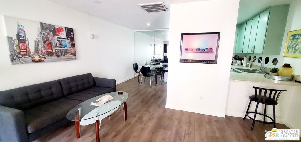 467 S Calle El Segundo #D3
